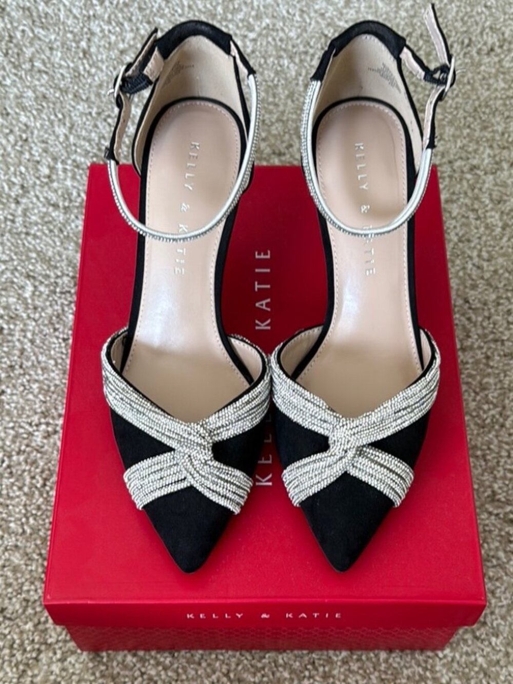 Kelly & Katie Black/Crystal Bordyn Heel Size 8M